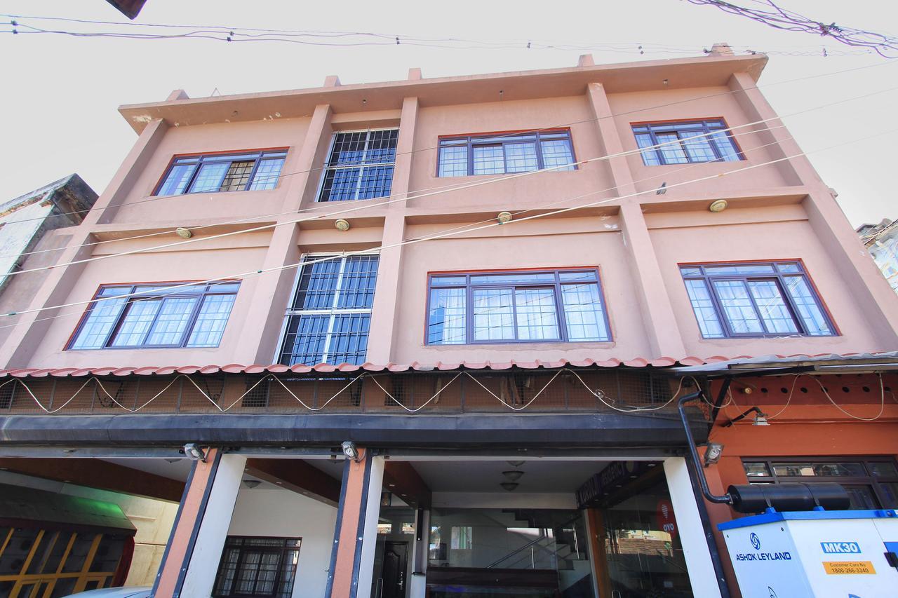 Oyo 1353 The Surya Village Ooty Bagian luar foto